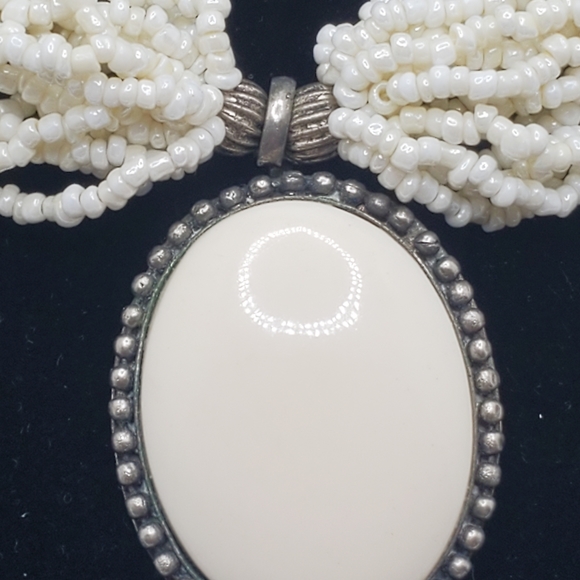 Vintage beaded necklace - Picture 2 of 6